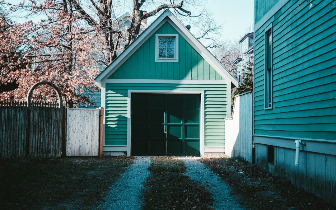 Ways to Quiet a Noisy Garage Door